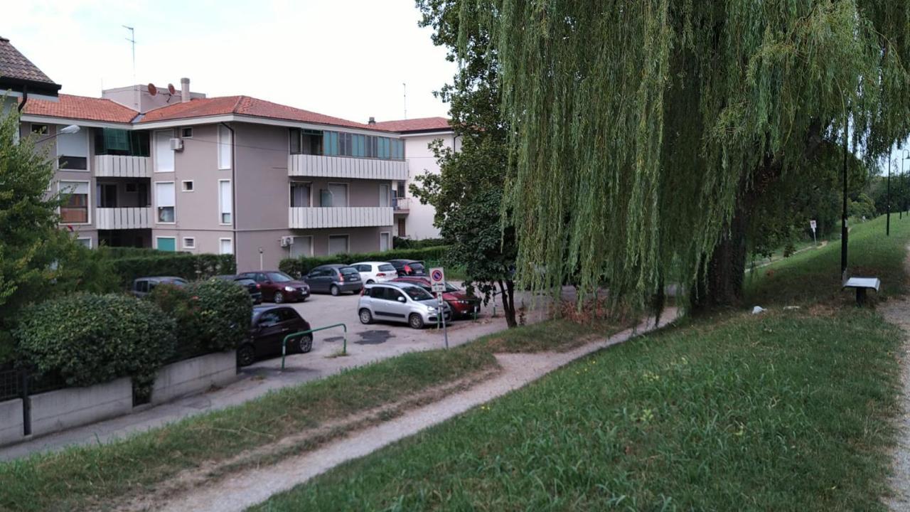 Vicino Al Prato Della Valle Intero Appartamento Parcheggio Facile Di Fronte Padova Eksteriør bilde